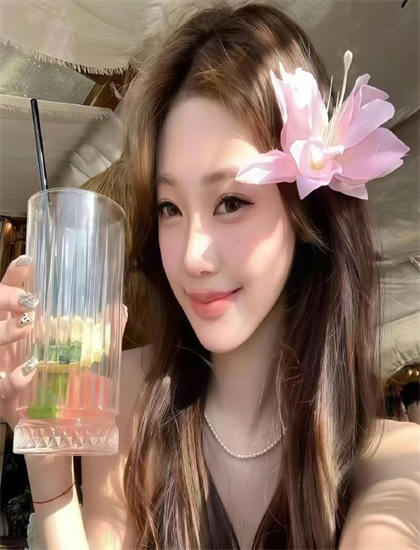 迷你剧艺术分析：《我们都无法成为大人》的市场表现与观众反响 ——深入探索迷你剧的艺术世界